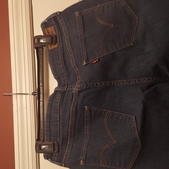 Women's Levi's shorts - Picture 6 of 8
